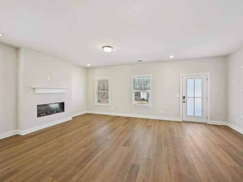 Spacious, unfurnished interior of a new home in Martin Springs - Cottage Series, Lawrenceville (Image 11).