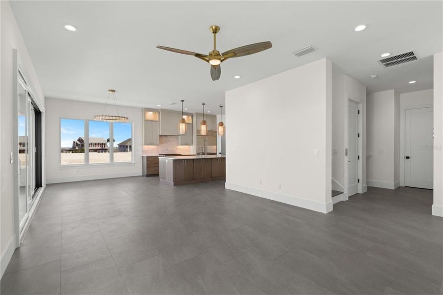 Spacious, unfurnished interior of a new home in , New Smyrna Beach (Image 84).