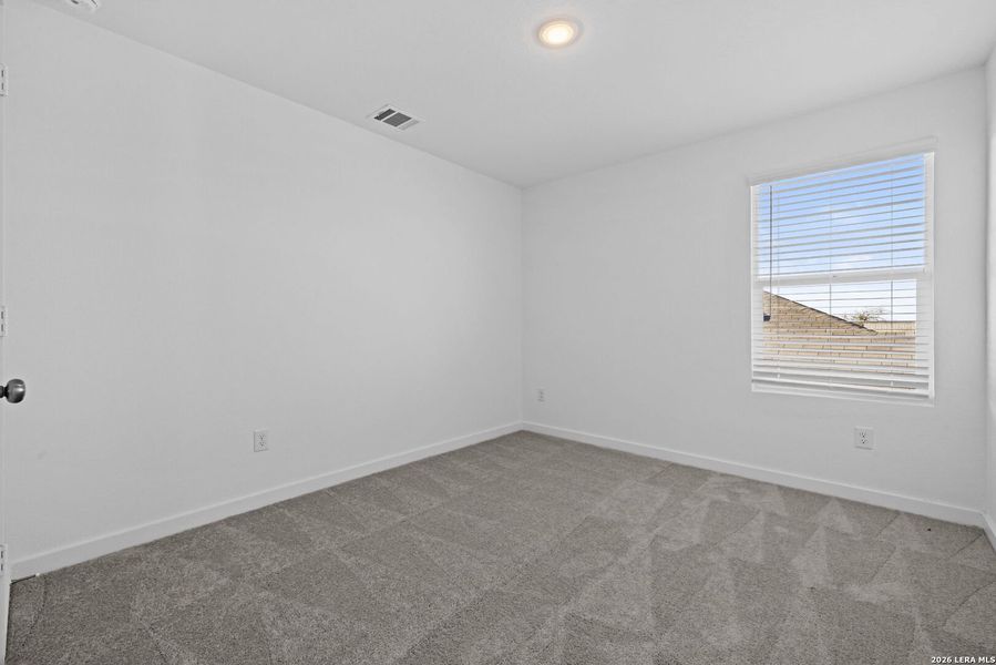 Spacious, unfurnished interior of a new home in , New Braunfels (Image 28).