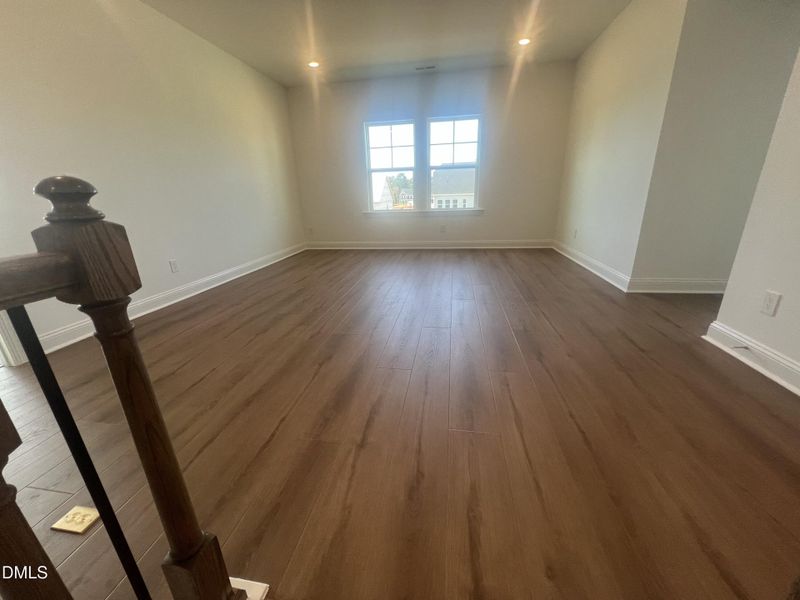 SUN_Stoneriver_Pic_EastmanIII_Loft_1of1