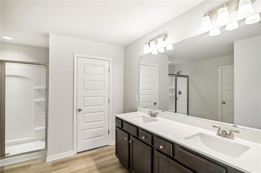Furnished interior view inside a new home in Crofton Place Enclave, Snellville (Image 10).