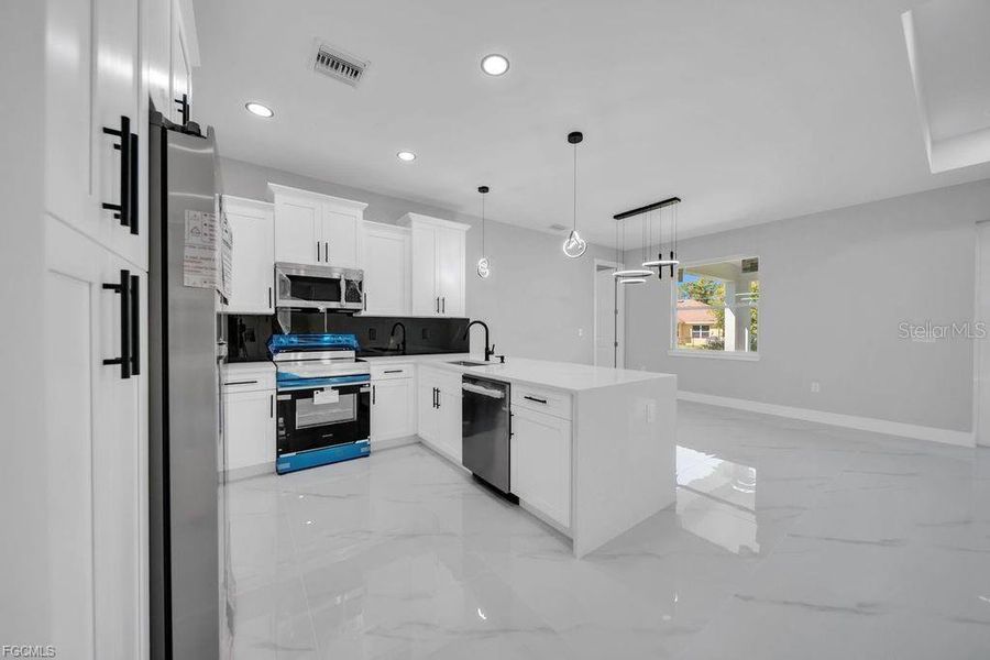 Image 28 of a home in .