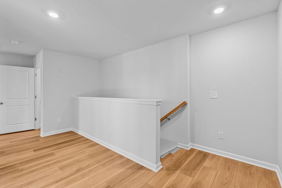 Spacious, unfurnished interior of a new home in Fieldstone, Lexington (Image 33). Spacious, unfurnished interior of a new home in Fieldstone, Lexington (Image 33).