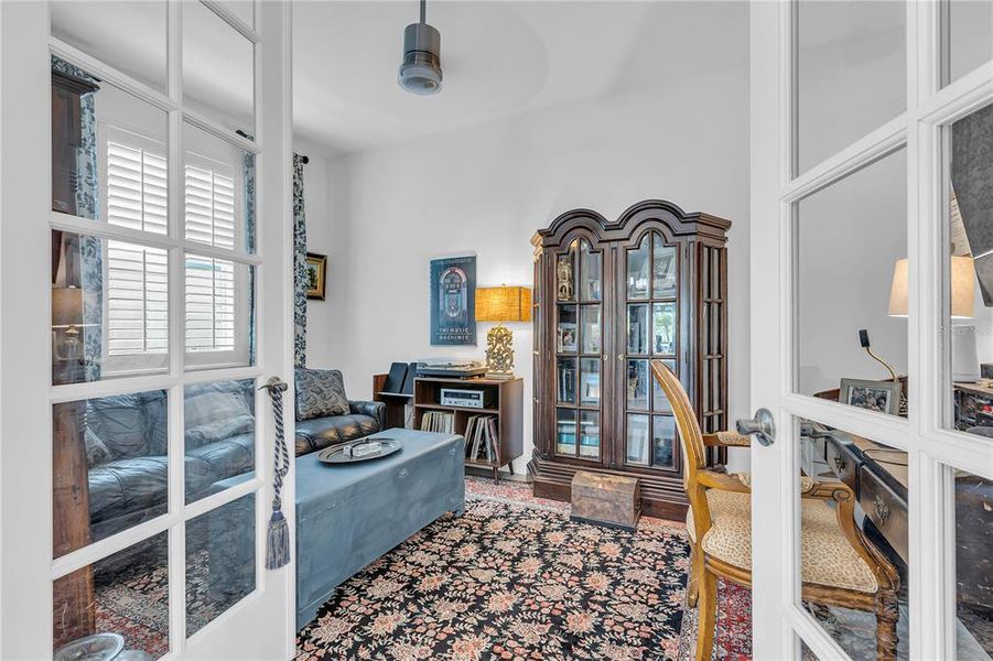 Furnished interior view inside a new home in , Punta Gorda (Image 4).
