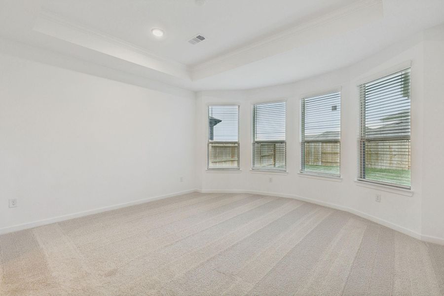 Spacious, unfurnished interior of a new home in Mavera, Conroe (Image 26).