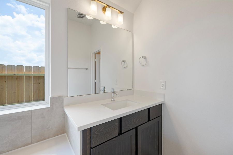 Furnished interior view inside a new home in River Ranch, Dayton (Image 9).