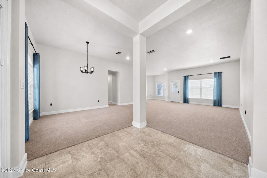 Spacious, unfurnished interior of a new home in Palm Bay, Palm Bay (Image 10).