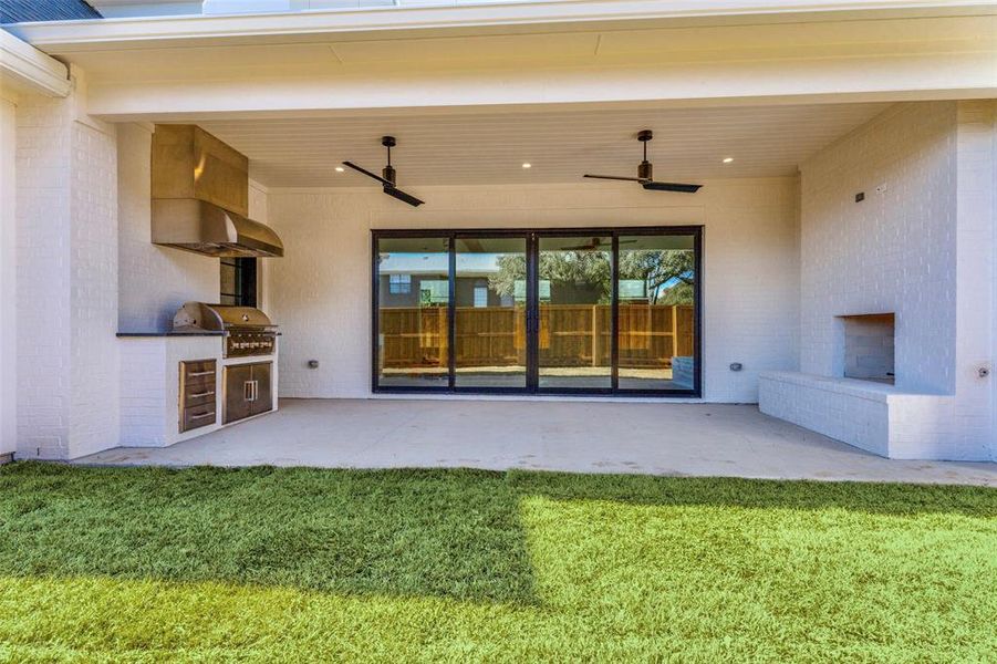 Exterior details and patio area of a home in , Fort Worth (Image 27).
