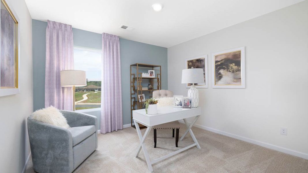 Representative furnished interior of a home built from the Robie by D.R. Horton in Kingston Ranch at Lake Oconee, Buckhead (Image 31).
