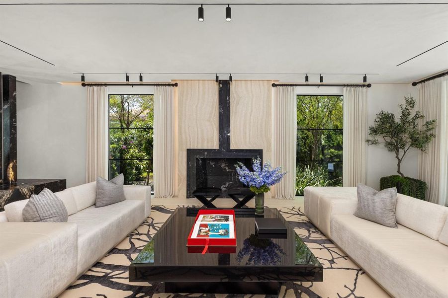 Living Area 2