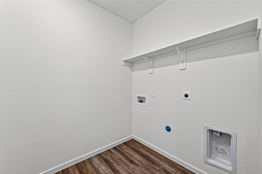Spacious, unfurnished interior of a new home in , Katy (Image 30). Spacious, unfurnished interior of a new home in , Katy (Image 30).