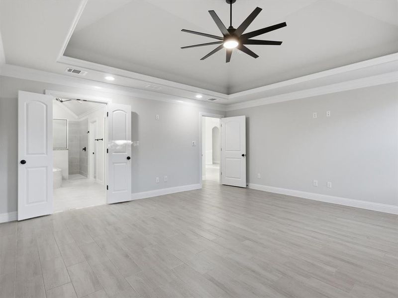 Spacious, unfurnished interior of a new home in , Granbury (Image 34). Spacious, unfurnished interior of a new home in , Granbury (Image 34).