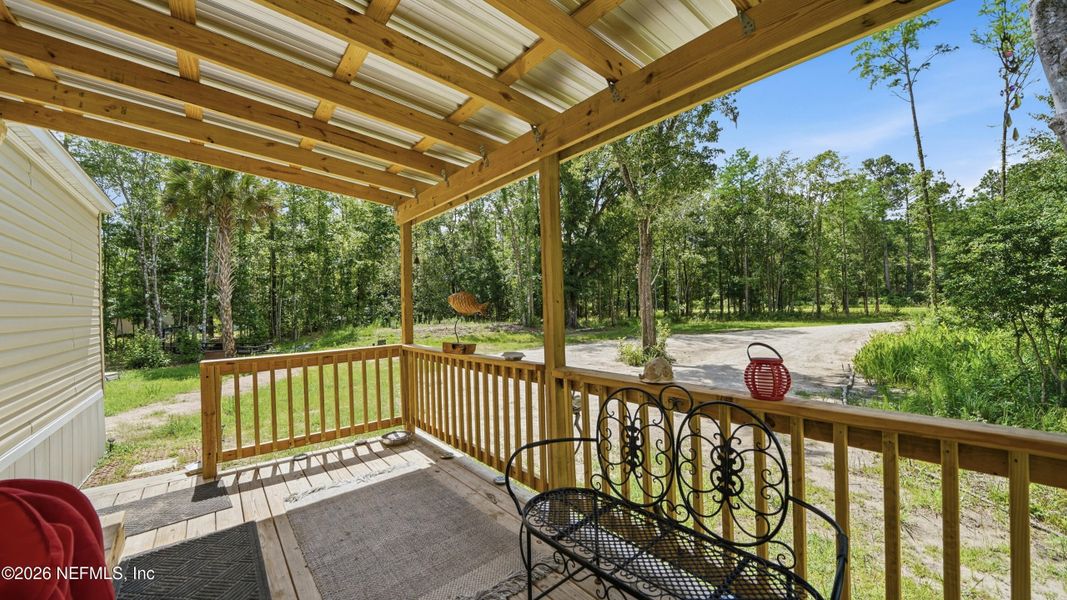 Exterior details and patio area of a home in , Hastings (Image 26).