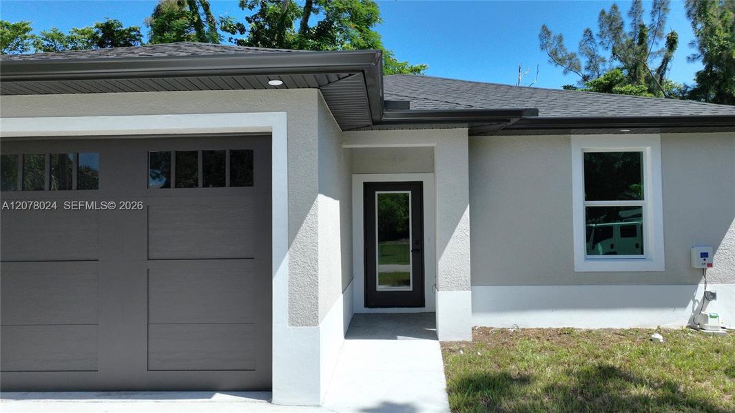 Exterior details and patio area of a home in , Fort Myers (Image 24). Exterior details and patio area of a home in , Fort Myers (Image 24).