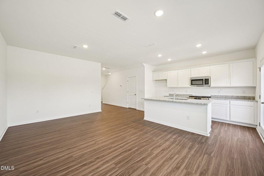 8-web-or-mls-Mirth Ct-S0801-008