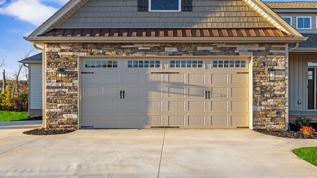 Exterior details and patio area of a home in Shadowood II, Seneca (Image 3).