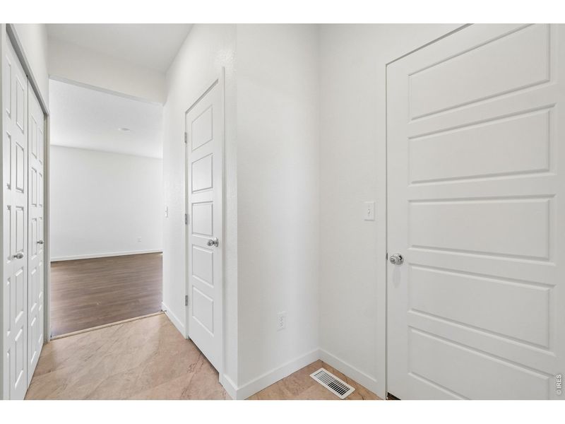 Spacious, unfurnished interior of a new home in Hudson Hills, Hudson (Image 17).