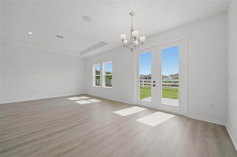 Spacious, unfurnished interior of a new home in Tyson Reserve, St. Cloud (Image 22).