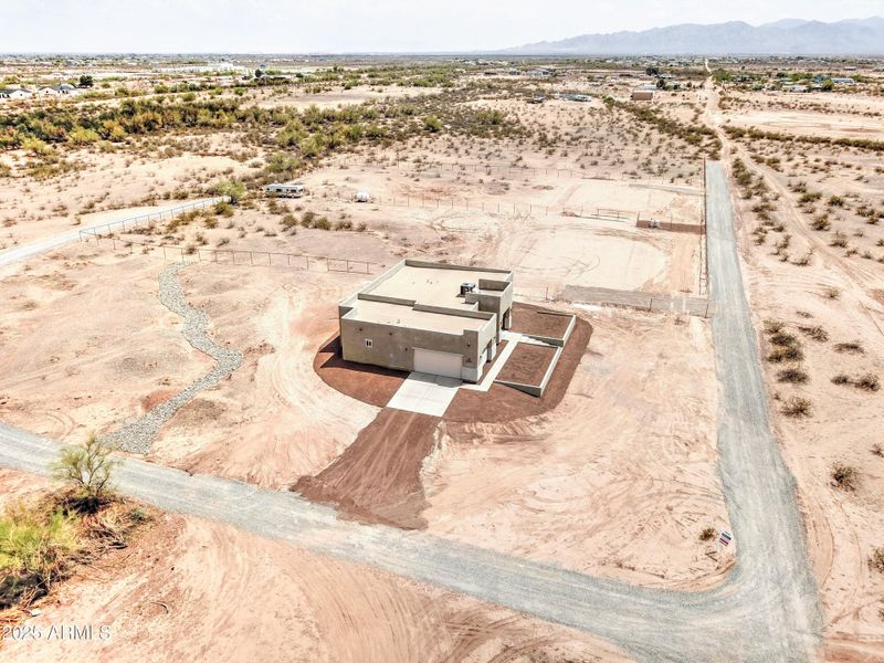 22009 W Montgomery-2