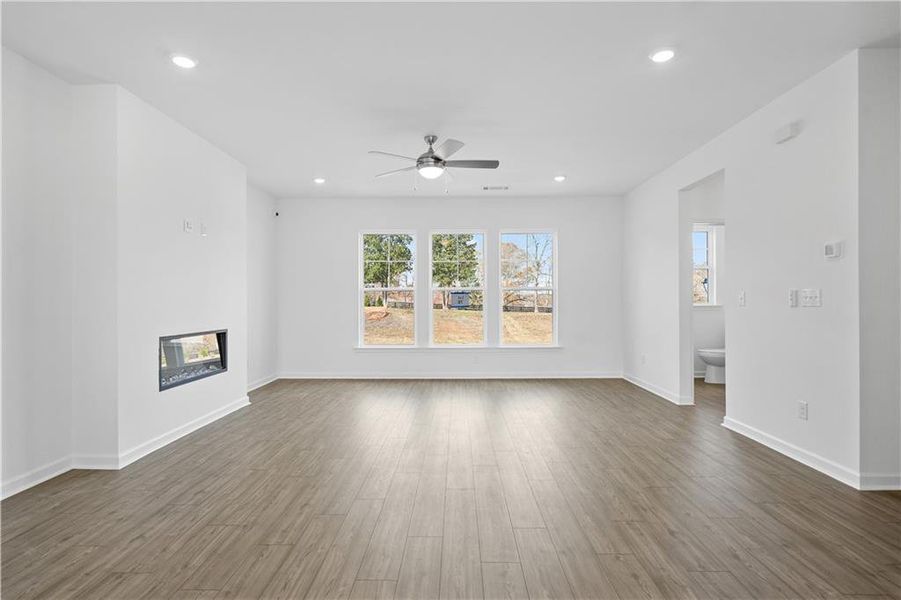 Spacious, unfurnished interior of a new home in Auburn Glen Towns, Dacula (Image 15).