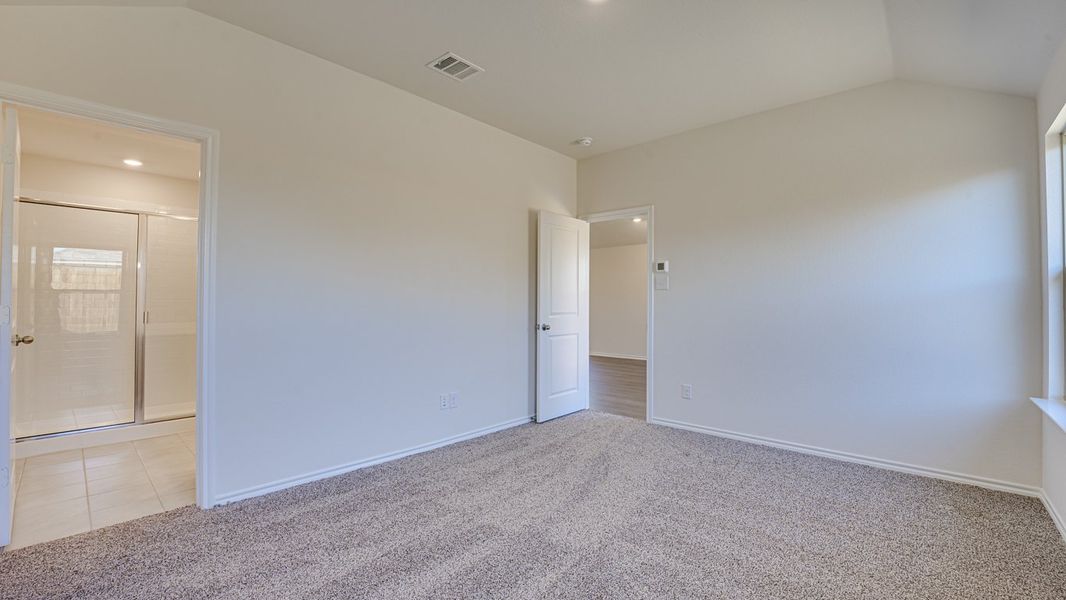 Spacious, unfurnished interior of a new home in Blackhawk, Tucson (Image 17). Spacious, unfurnished interior of a new home in Blackhawk, Tucson (Image 17).