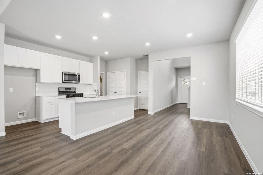 Furnished interior view inside a new home in Timber Creek, San Antonio (Image 10).