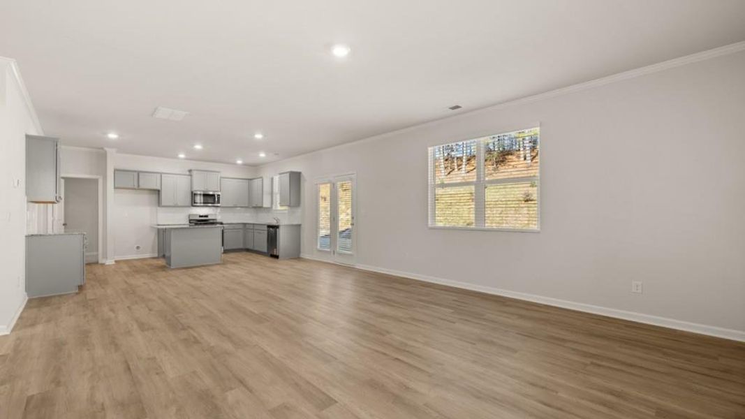 Spacious, unfurnished interior of a new home in Northwoods at Mirror Lake, Villa Rica (Image 20).