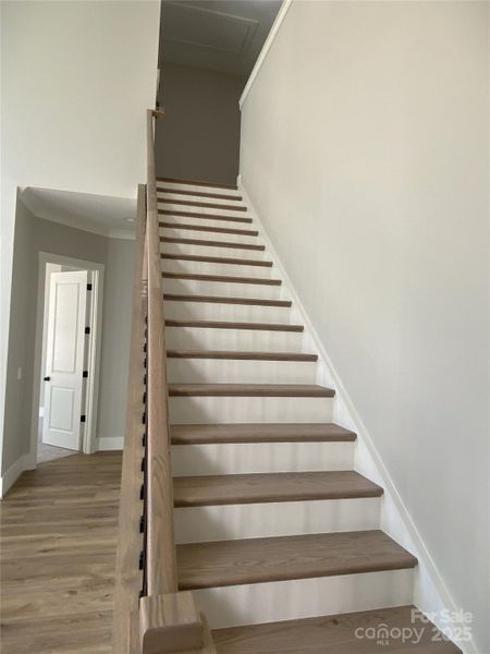 Image 33 of a home in .