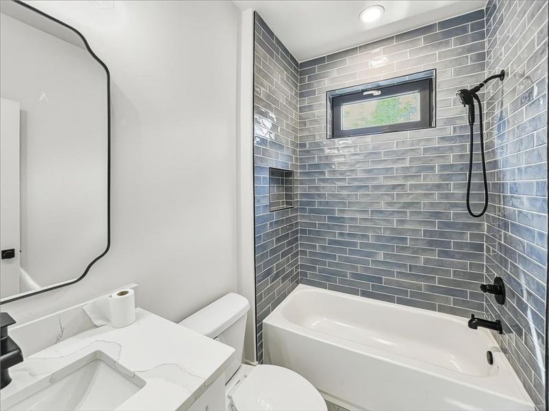 Furnished interior view inside a new home in , Lawrenceville (Image 9).