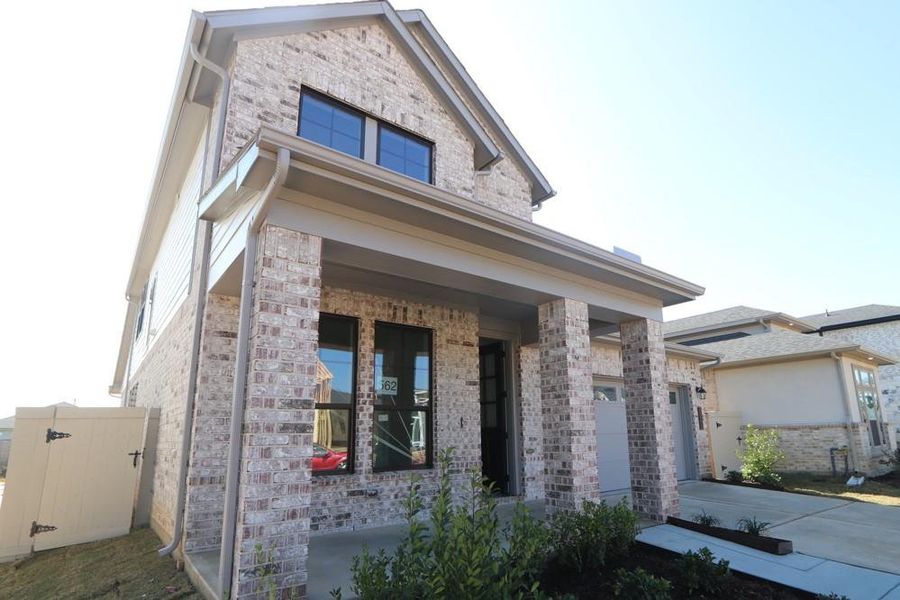 Welcome to The Ivyridge by David Weekley Homes. **HOME ESTIMATED TO BE COMPLETE JANUARY 2025**