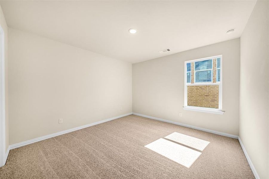Spacious, unfurnished interior of a new home in Liberty Pointe, Gainesville (Image 32). Spacious, unfurnished interior of a new home in Liberty Pointe, Gainesville (Image 32).