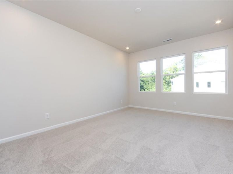 Spacious, unfurnished interior of a new home in Fifteen 15 Cannon, Charlotte (Image 22).