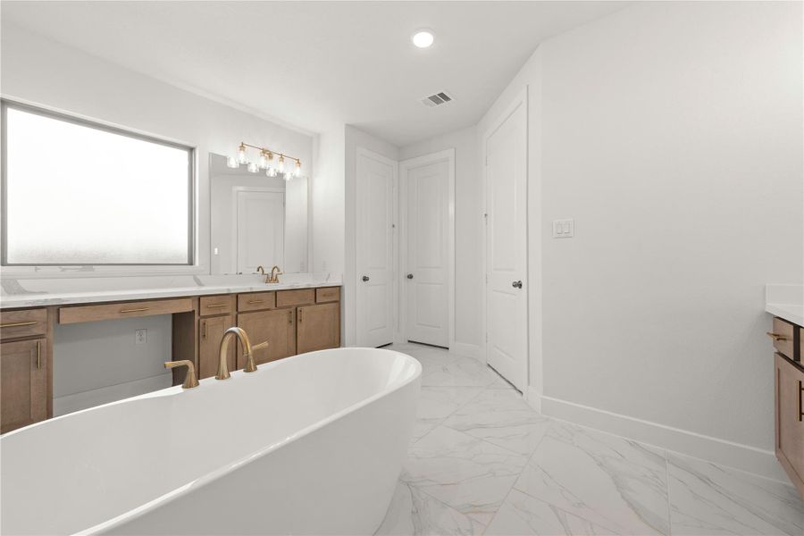 Furnished interior view inside a new home in ARTAVIA®, Conroe (Image 8).