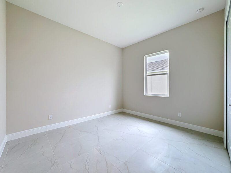 Spacious, unfurnished interior of a new home in River Preserve Estates, Parrish (Image 55).