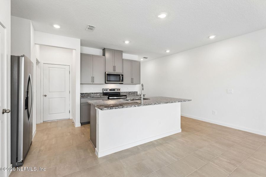 Furnished interior view inside a new home in , Middleburg (Image 8).