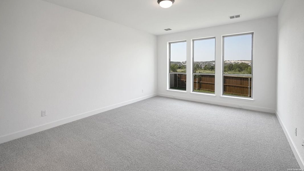 Spacious, unfurnished interior of a new home in Homestead, Schertz (Image 24).