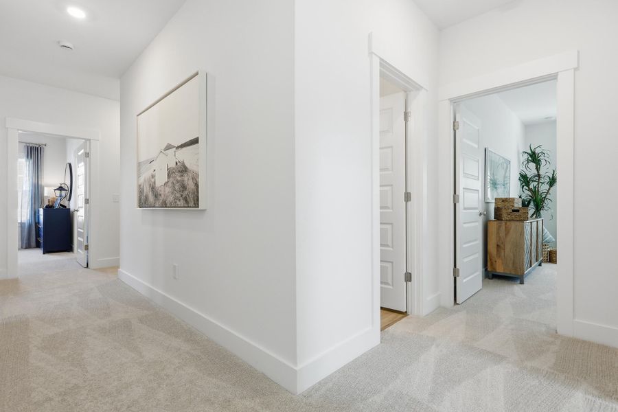 Spacious, unfurnished interior of a new home in , Summerville (Image 20).