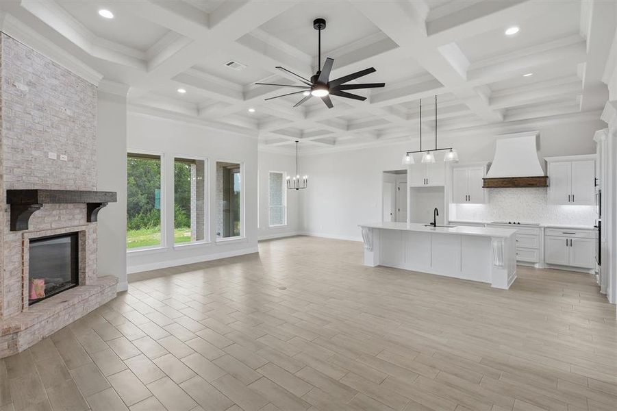Spacious, unfurnished interior of a new home in , Weatherford (Image 35).