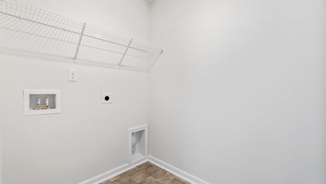 Representative unfurnished interior of a home built from the HAYDEN by D.R. Horton in Cascade Point, Seneca (Image 30).