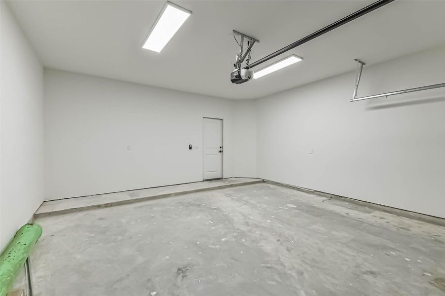 Image 39 of a home in .