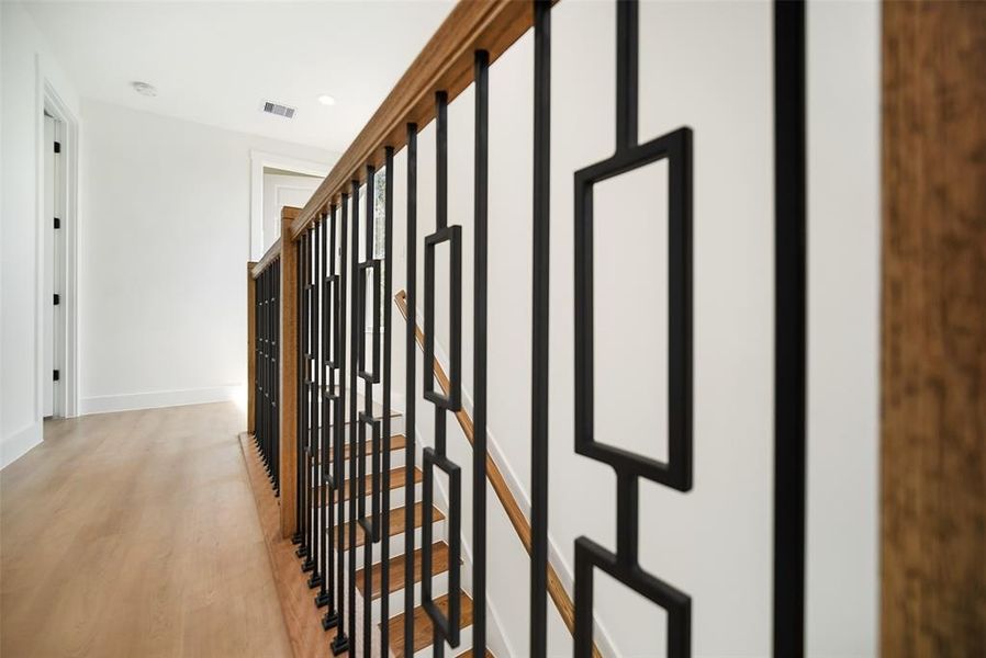 Image 37 of a home in .