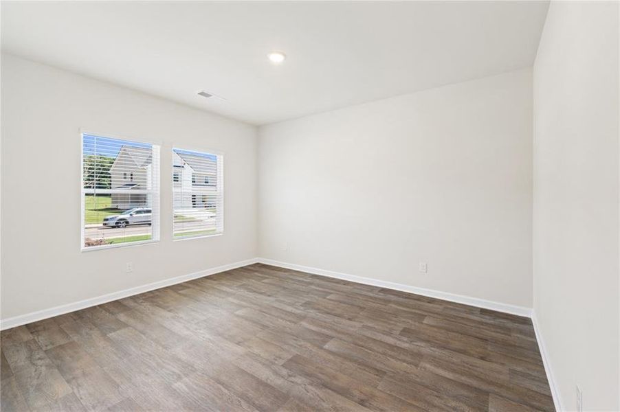 Spacious, unfurnished interior of a new home in Conner Springs, Social Circle (Image 15).