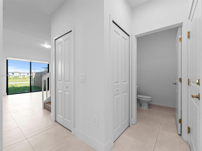 Spacious, unfurnished interior of a new home in , Homestead (Image 38). Spacious, unfurnished interior of a new home in , Homestead (Image 38).