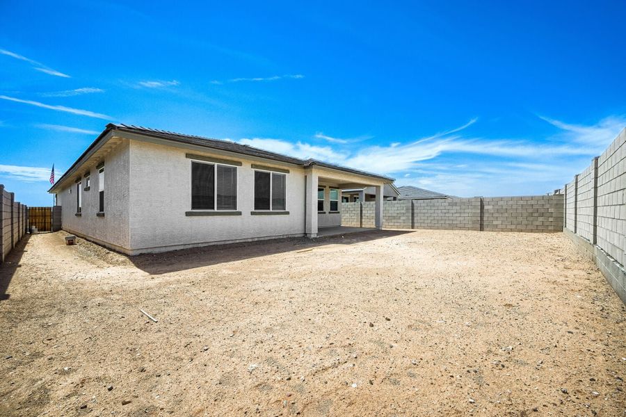 San Tan Valley, AZ New Home.  - Slide 33