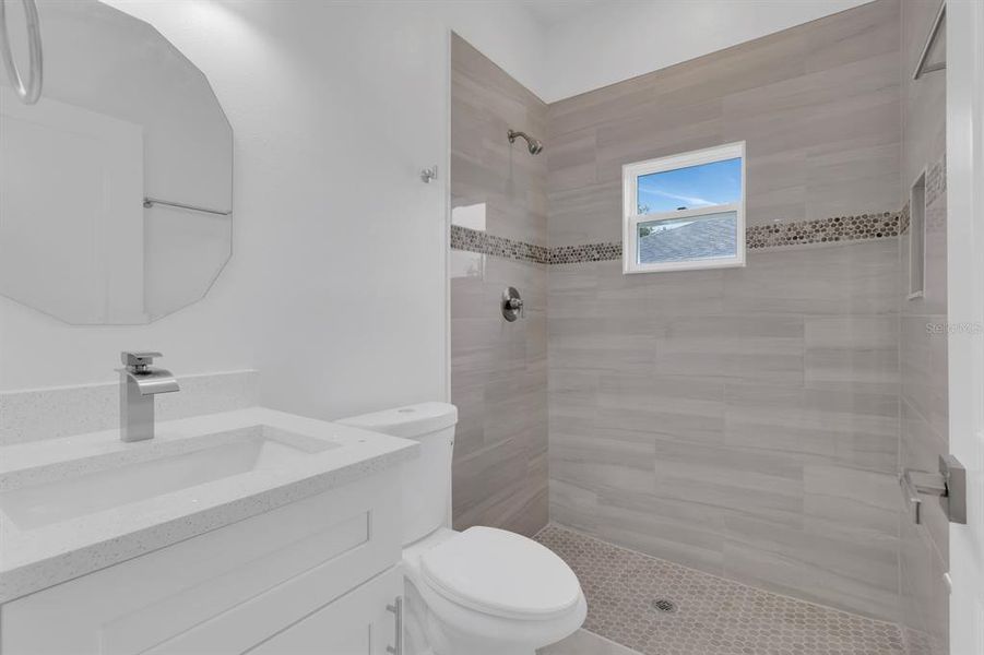 Furnished interior view inside a new home in , Kissimmee (Image 9).