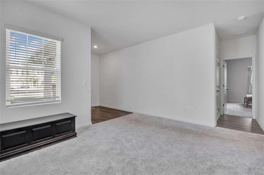 Spacious, unfurnished interior of a new home in , Covington (Image 30).