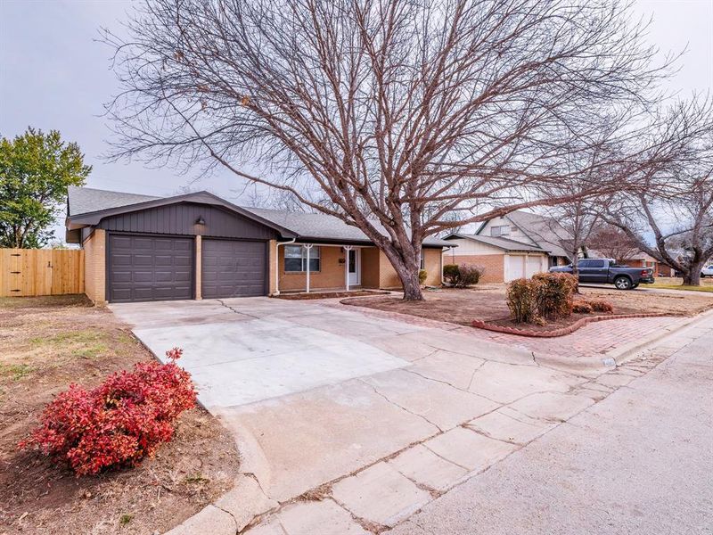 Front exterior of a new home in , Brownwood, TX, highlighting curb appeal (Image 2). Front exterior of a new home in , Brownwood, TX, highlighting curb appeal (Image 2).
