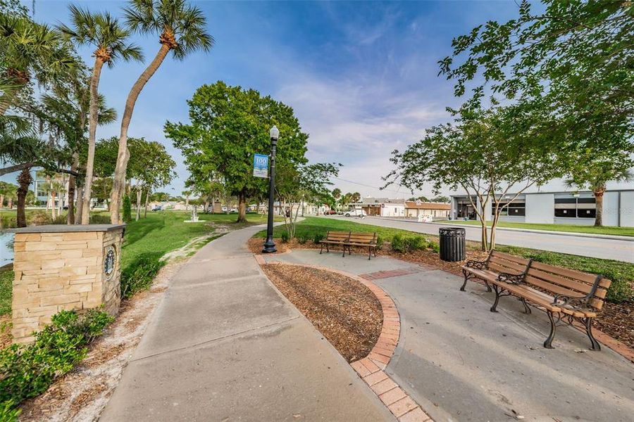 Community amenities in , New Port Richey (Image 27).