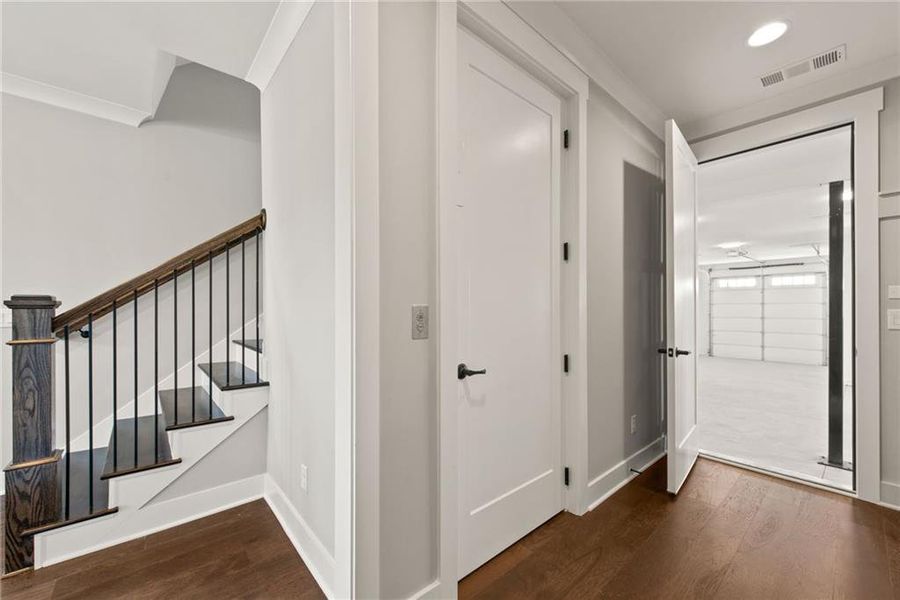 Spacious, unfurnished interior of a new home in , Woodstock (Image 26).