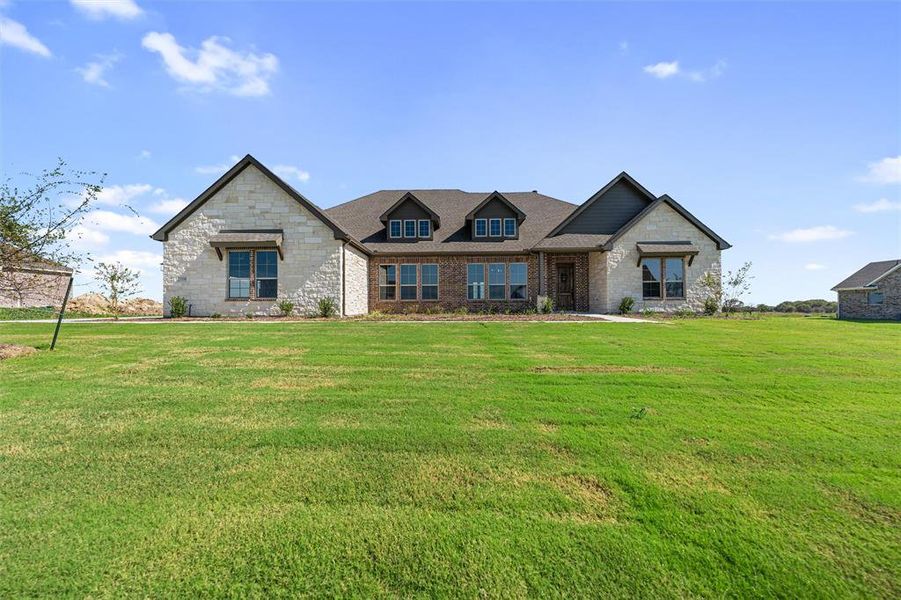 Exterior details and patio area of a home in Rocky Top, Krum (Image 22). Exterior details and patio area of a home in Rocky Top, Krum (Image 22).